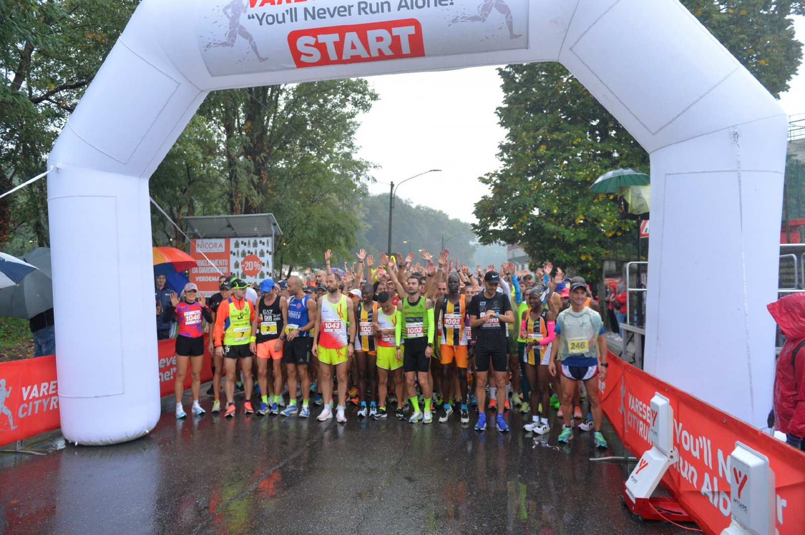 VARESE PREPARAZIONE ATLETI E PARTENZE VARESE CITYRUN 2022