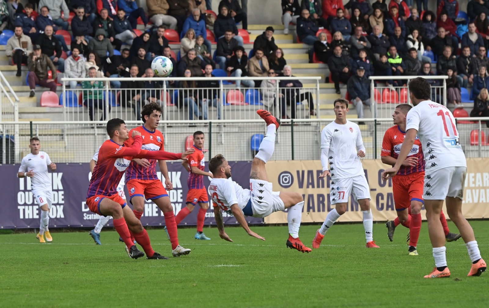 VENEGONO SUPERIORE CALCIO SERIE D COPPA ITALIA VARESINA VS. CITTA’ DI VARESE NELLA FOTO AZIONE DI MONTICONE MATTIAu