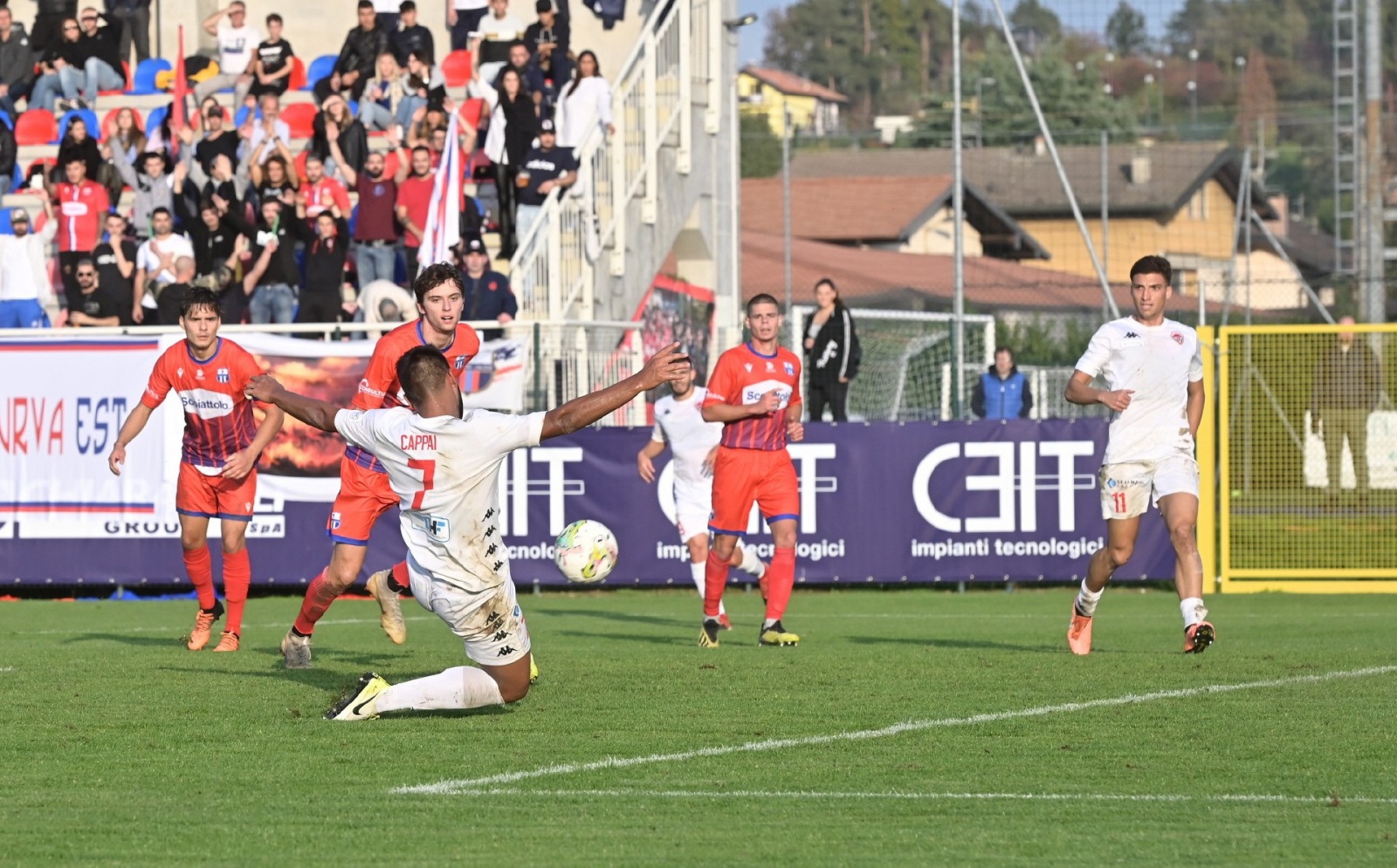 VENEGONO SUPERIORE CALCIO SERIE D COPPA ITALIA VARESINA VS. CITTA’ DI VARESE NELLA FOTO AZIONE DI CAPPAI ROBERTOᛔ
