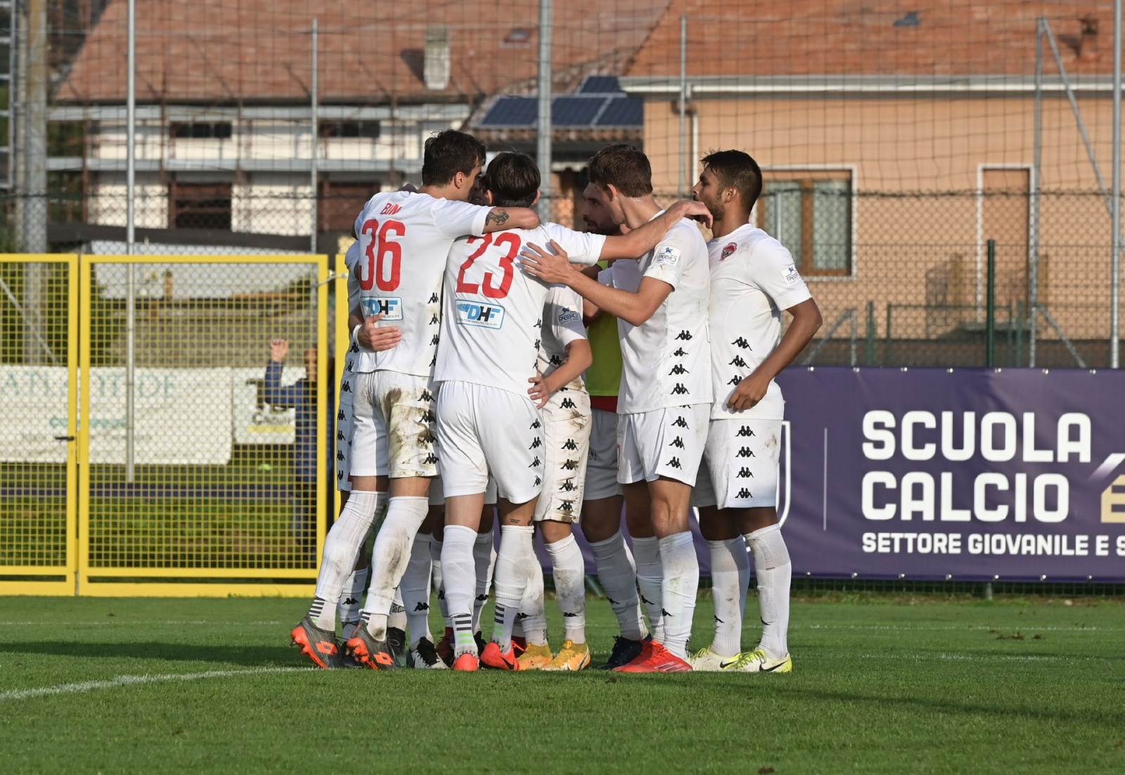 VENEGONO SUPERIORE CALCIO SERIE D COPPA ITALIA VARESINA VS. CITTA’ DI VARESE NELLA FOTO ESULTANZA VARESE