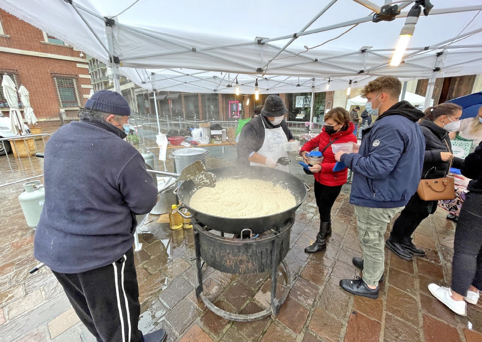 VARESE FESTA SAN MARTINO 2021. RISOTTATA, TRUCCABIMBI E SAN MARTINO A CAVALLO