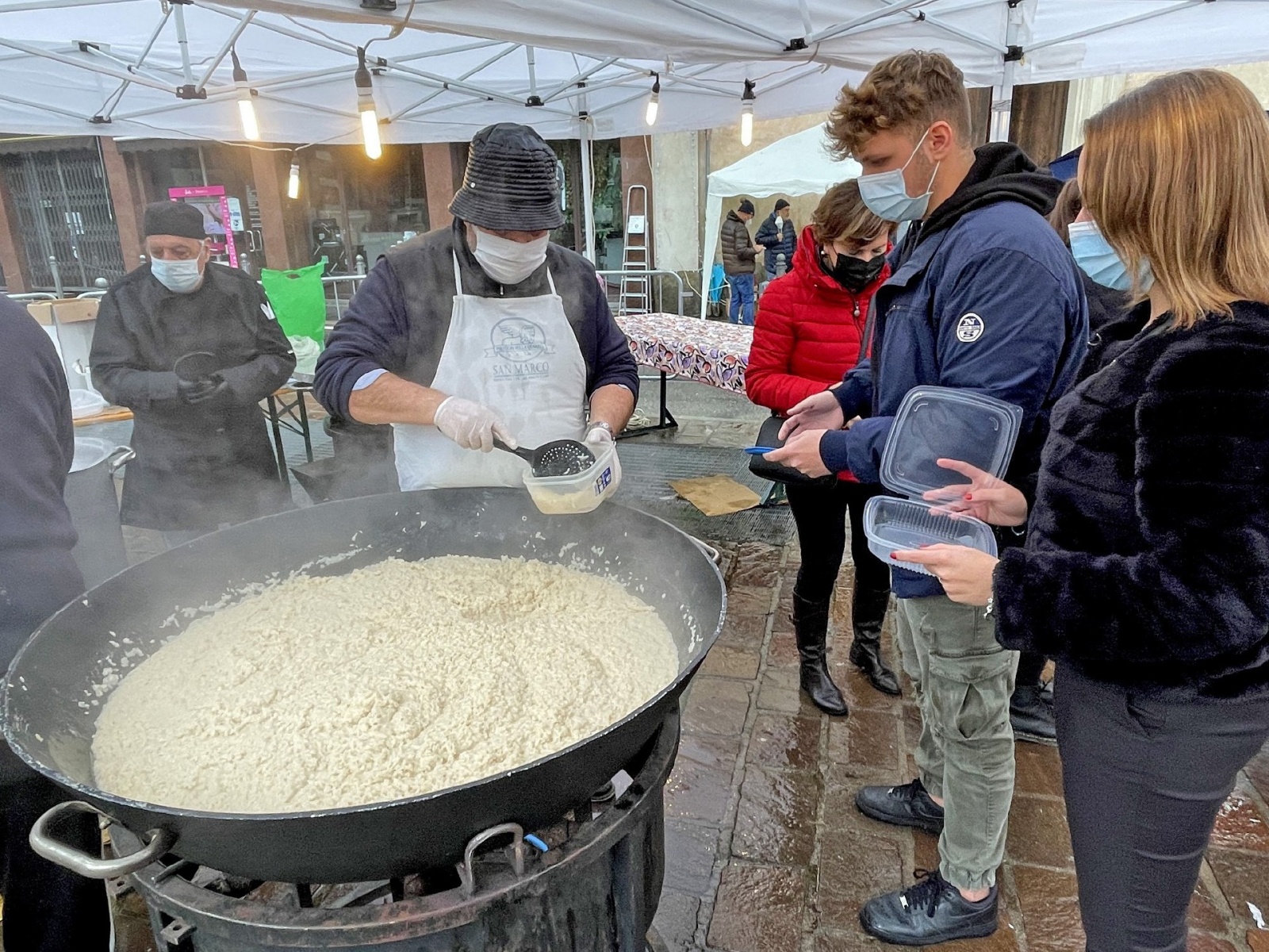 VARESE FESTA SAN MARTINO 2021. RISOTTATA, TRUCCABIMBI E SAN MARTINO A CAVALLO