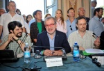 VARESE PRIMO CONSIGLIO COMUNALE GUNTA GALIMBERTI CON ROBERTO MARONI CONSIGLIERE D'OPPOSIZIONE NELLA FOTO MARONI AL SUO POSTO IN CONSIGLIO