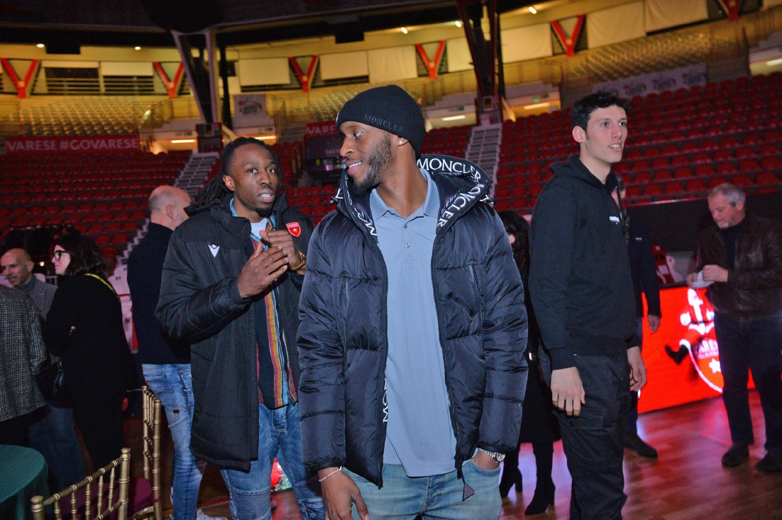 VARESE. FESTA DI NATALE 2022 OPENJOBMETIS PALLACANESTRO VARESE ALL’ENERXENIA ARENA NELLA FOTO