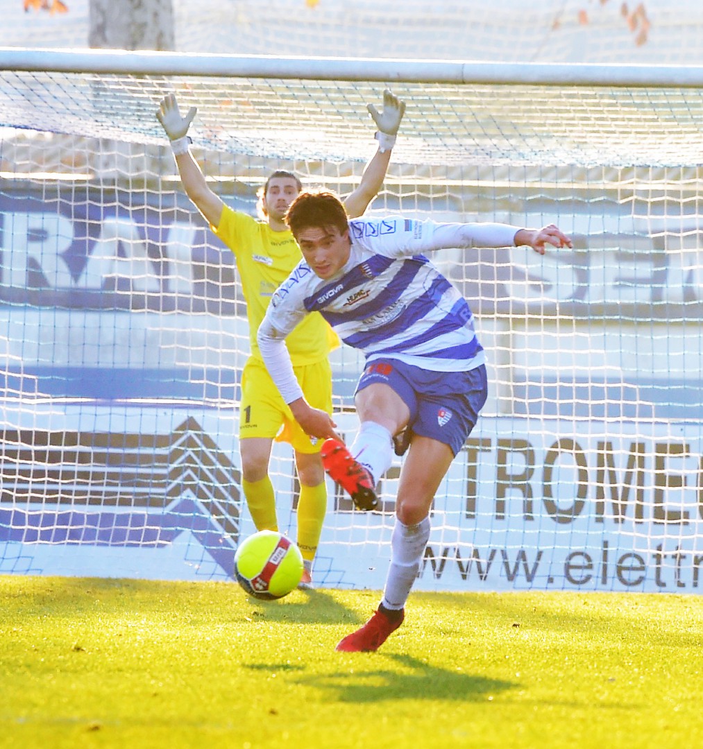BUSTO ARSIZIO PRO PATRIA SAN GIULIANO CALCIO NELLA FOTO LOMBARDONI