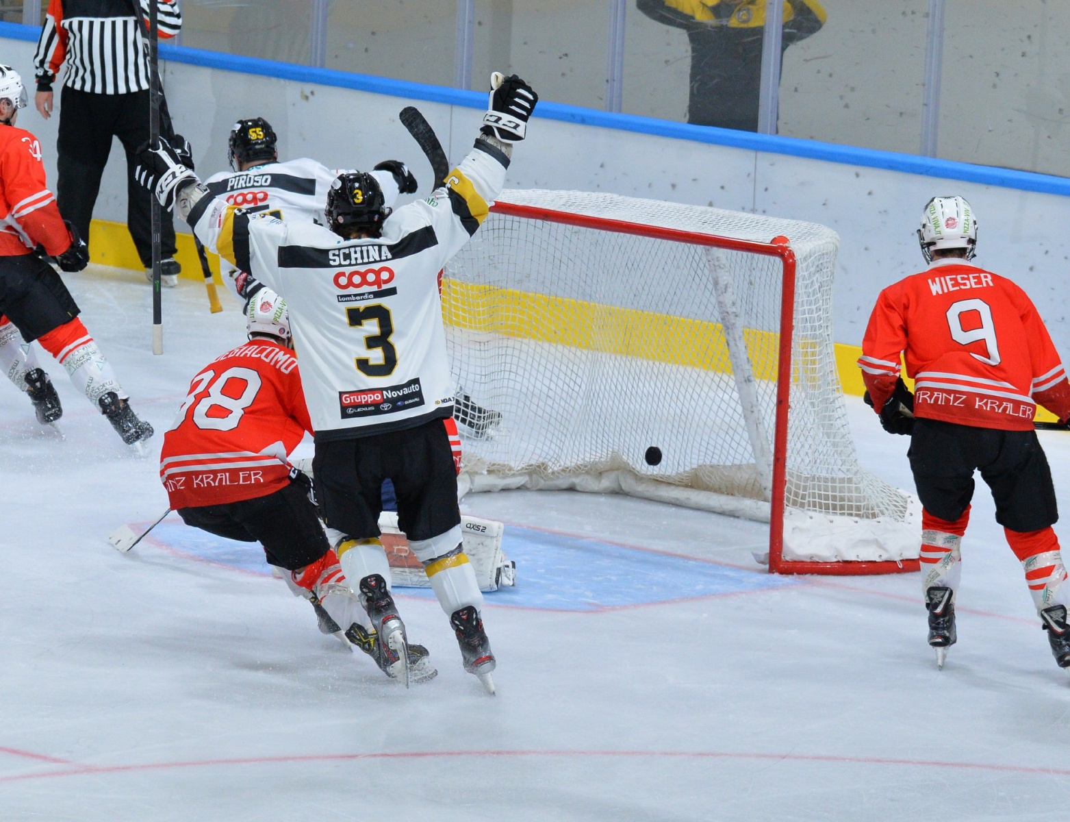 VAREWSE. HOCKEY. HCMV VARESE HOCKEY-AHC TOBLACH DOBBIACO ICEBEARS NELLA FOTO PIROSO 1-0