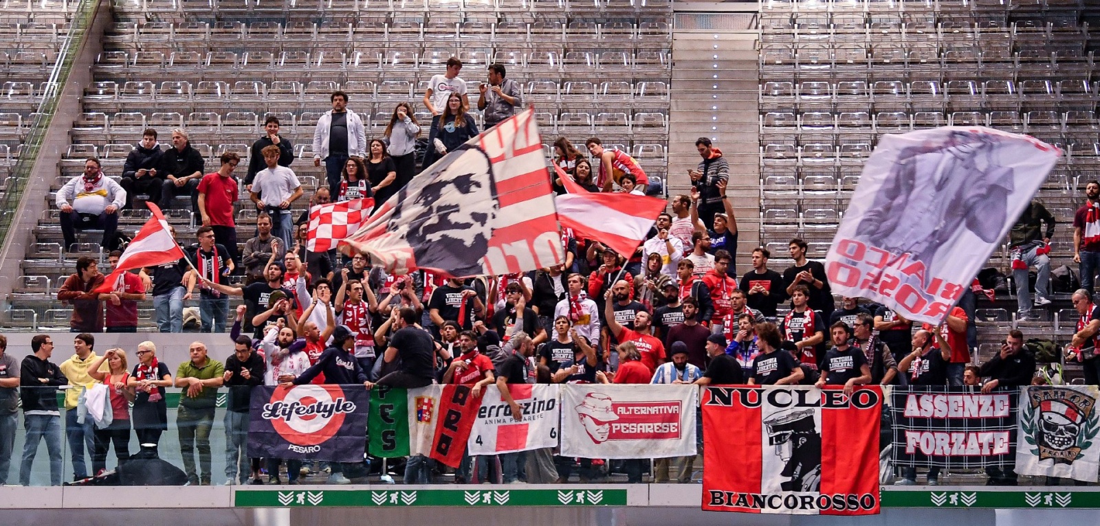 Tifosi Carpegna Prosciutto VL Pesaro LBA Frecciarossa Final Eight 2023 - Quarti di Finale Carpegna Prosciutto Pesaro - Openjobmetis Varese LBA Legabasket Serie A UnipolSAI 2022/2023 Torino, 15/02/2023 Foto L.Canu / Ciamillo-Castoria