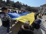 VARESE MANIFESTAZIONE CONTRO LA GUERRA IN UCRAINA, A SOSTEGNO DEL POPOLO UCRAINO IN PIAZZA REPUBBLICA