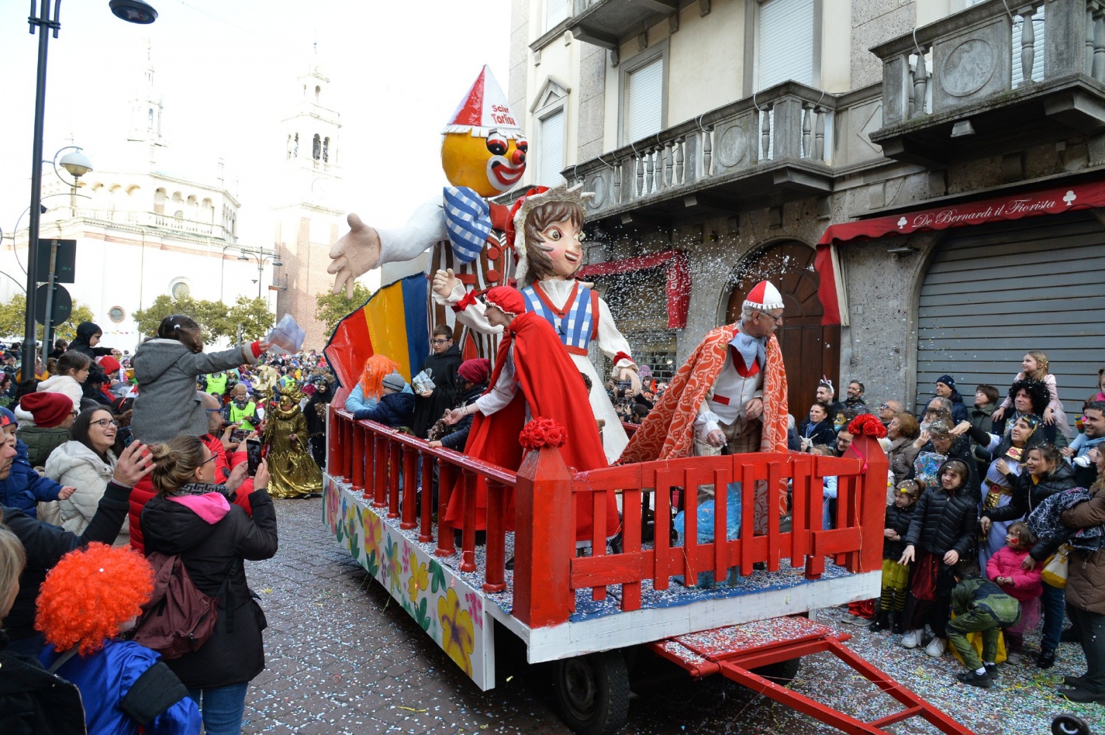 BUSTO ARSIZIO CARNEVALE A BUSTO 2023 SFILATA CARRI CON TARLISU