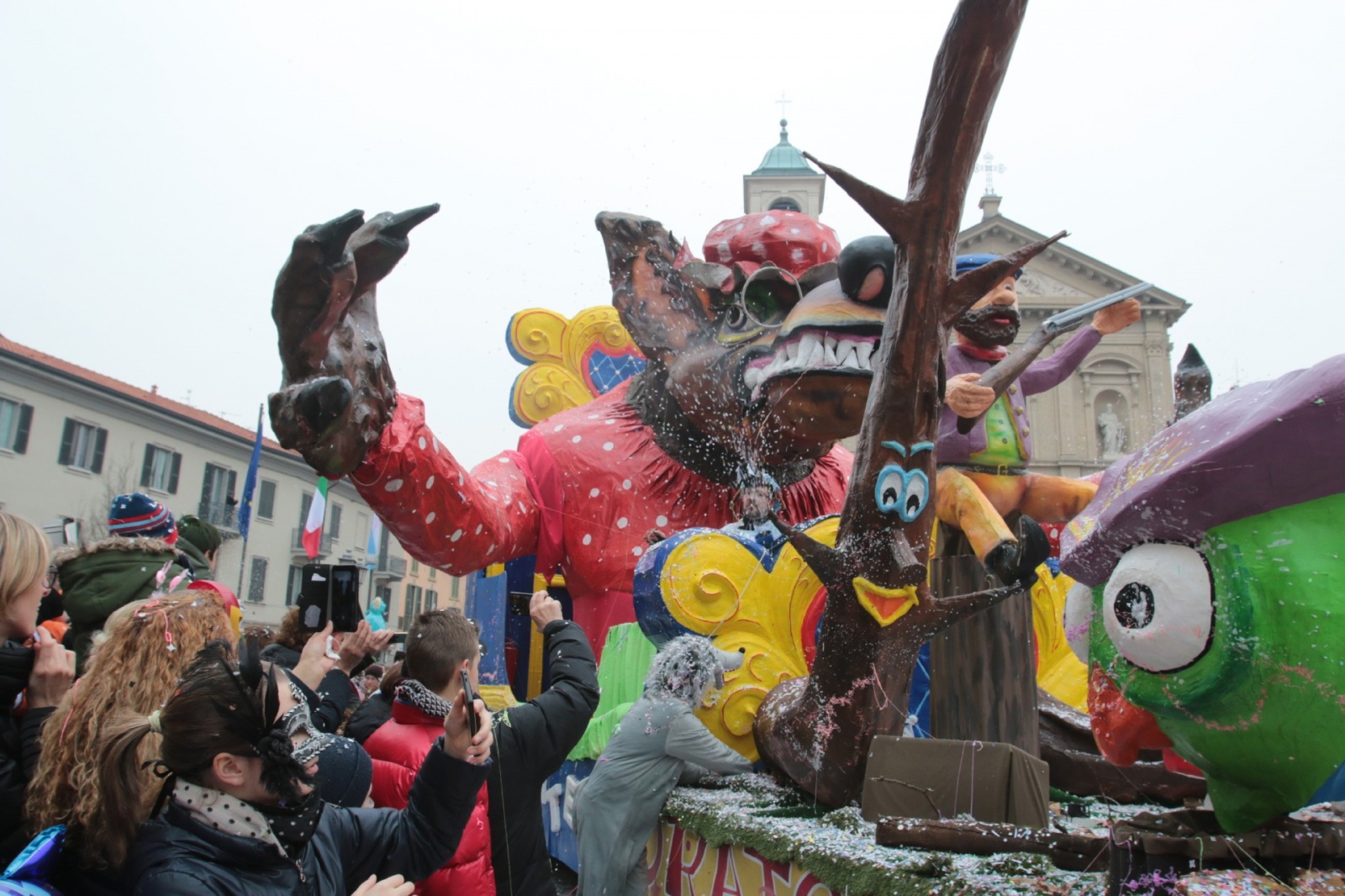 SARONNO CARNEVALE IN CENTRO CITTA'