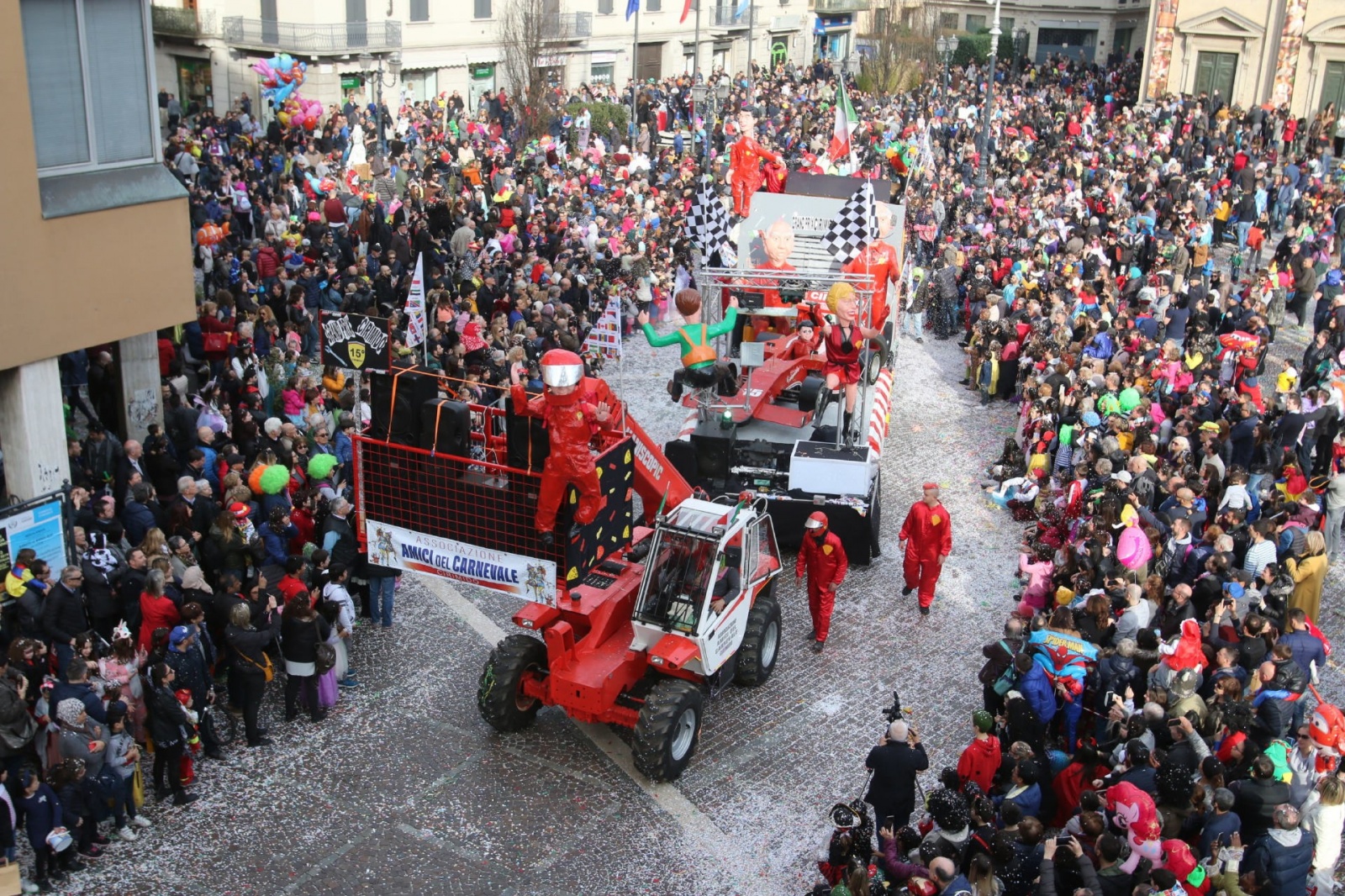 SARONNO CARNEVALE IN CENTRO CITTA'