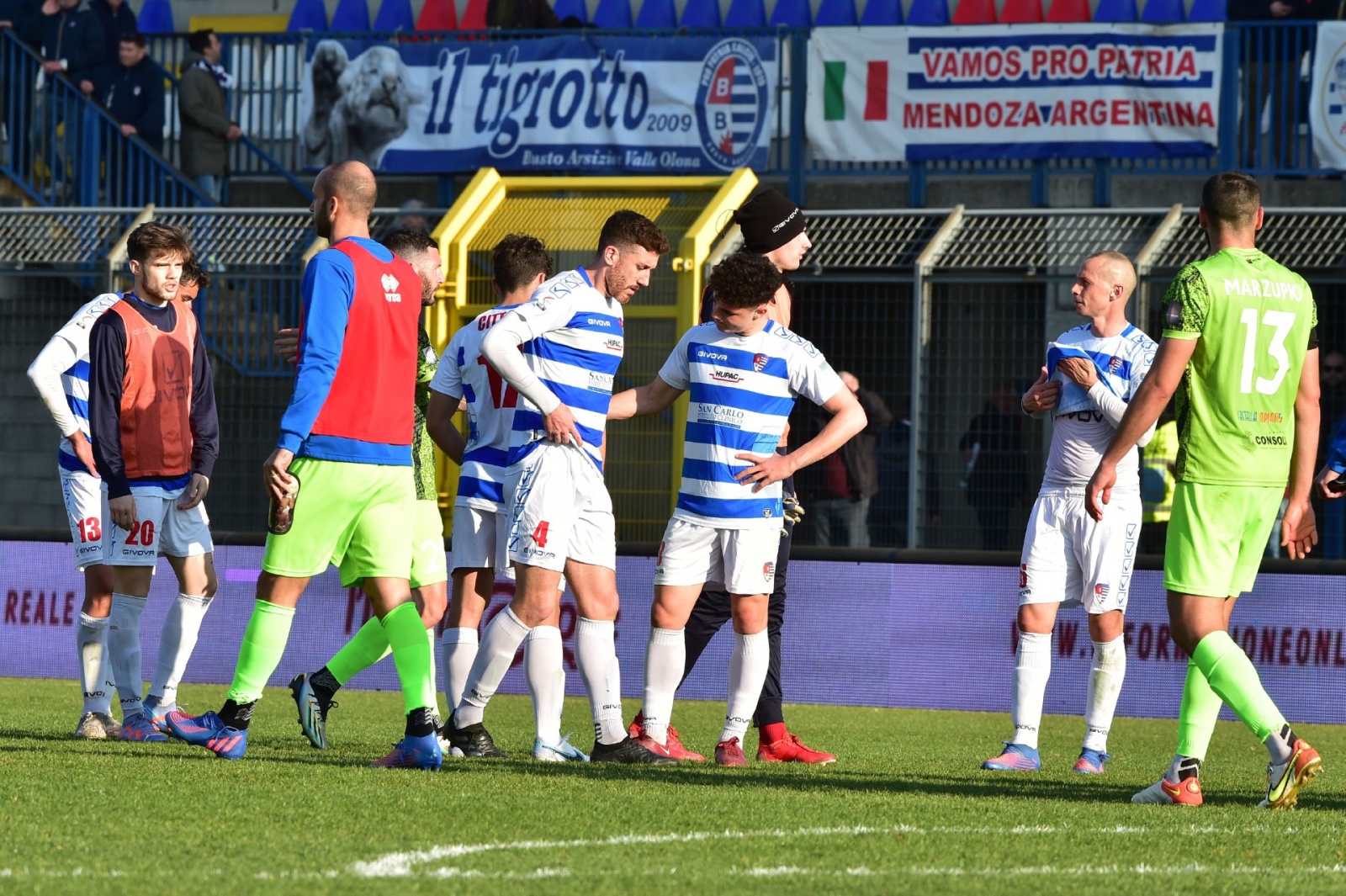BUSTO ARSIZIO PRO PATRIA PRO SESTO CALCIO NELLA FOTO FINE PARTITA