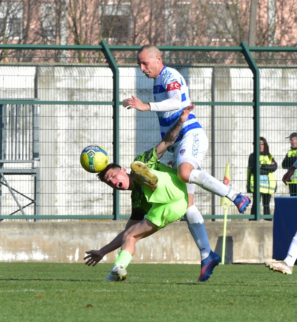 BUSTO ARSIZIO PRO PATRIA PRO SESTO CALCIO NELLA FOTO FIETTA