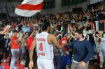 VARESE. BASKET LBA. OPENJOBMETIS VARESE-HAPPY CASA BRINDISI NELLA FOTO FINALE ESULTANZA