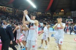 VARESE. BASKET LBA. OPENJOBMETIS VARESE-HAPPY CASA BRINDISI NELLA FOTO FINALE ESULTANZA