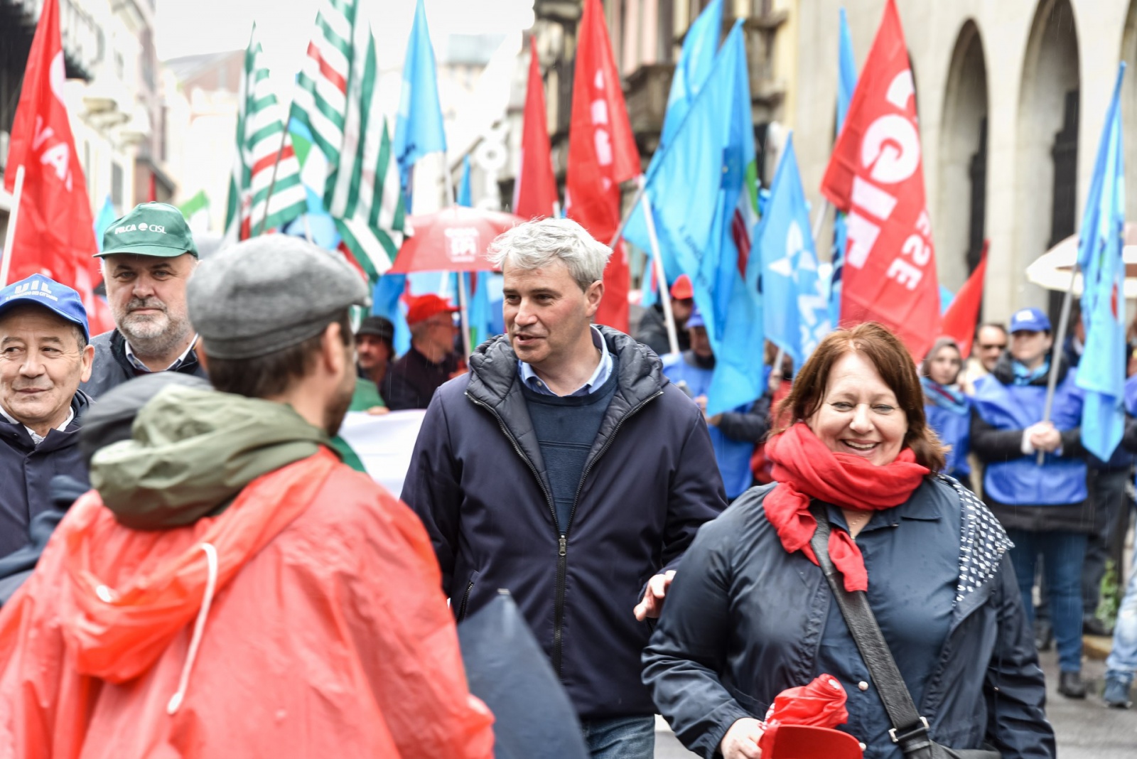 VARESE MANIFESTAZIONE PRIMO MAGGIO NELLA FOTO STEFANIA FILETTI, GALIMBERTI DAVIDE