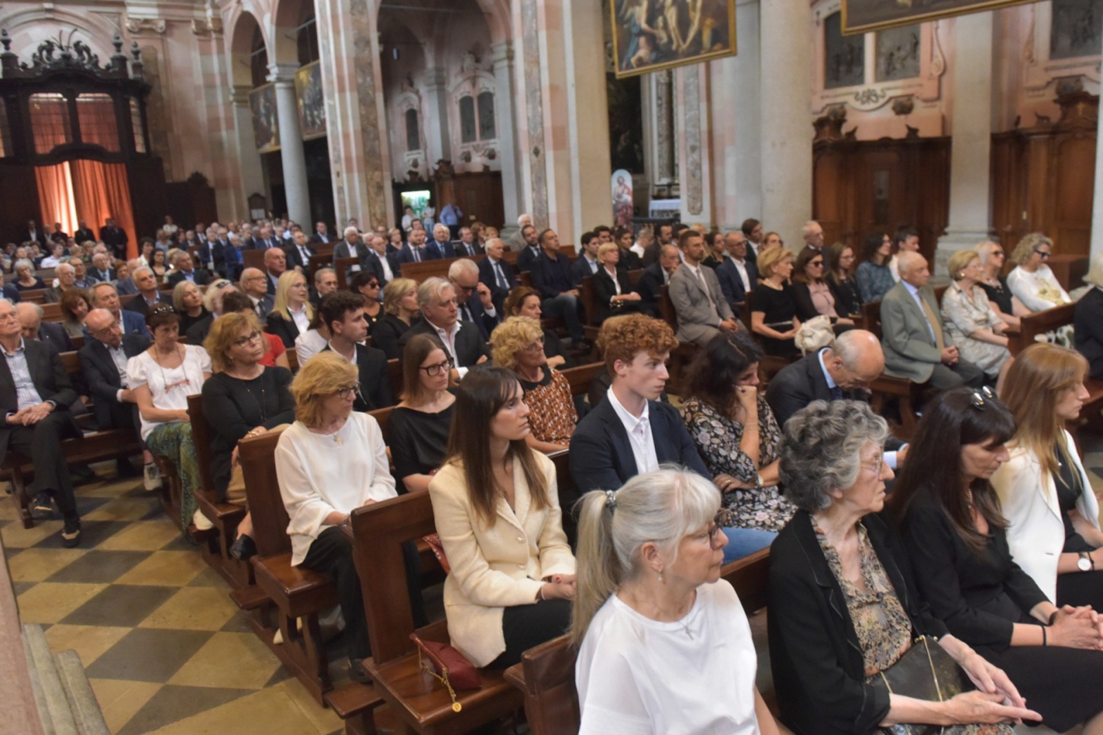 BUSTO ARSIZIO FUNERALE DEL DOTT GIUSEPPE MERLINI ALLA BASILICA DI SAN GIOVANNI