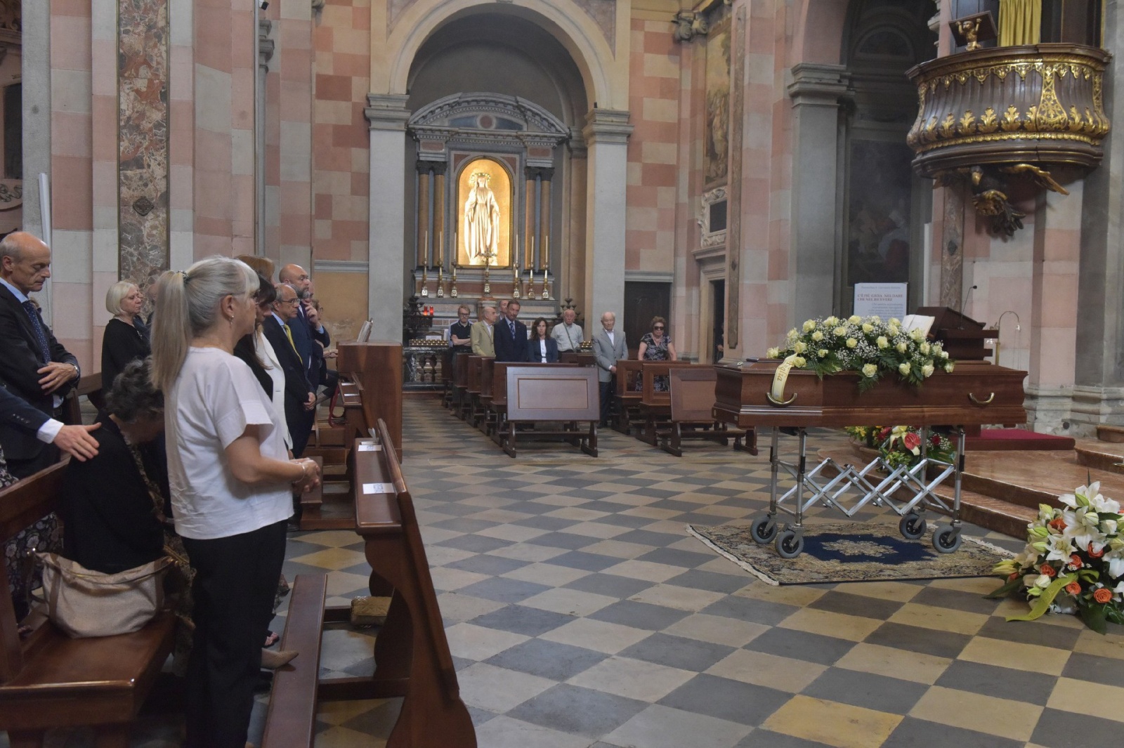 BUSTO ARSIZIO FUNERALE DEL DOTT GIUSEPPE MERLINI ALLA BASILICA DI SAN GIOVANNI