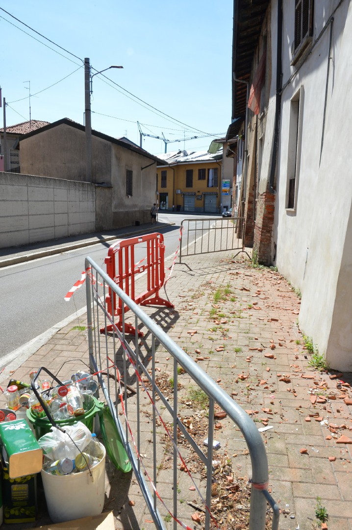 GERENZANO DANNI A TETTI EDIFICI AUTO CAUSATI DAL MALTEMPO GRANDINATA