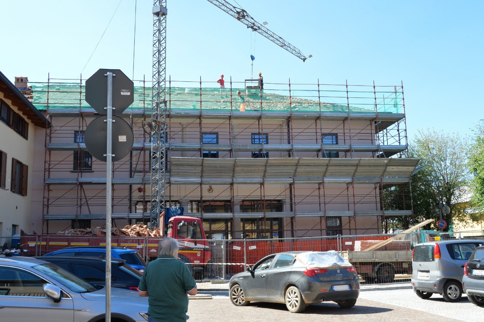 GERENZANO DANNI A TETTI EDIFICI AUTO CAUSATI DAL MALTEMPO GRANDINATA