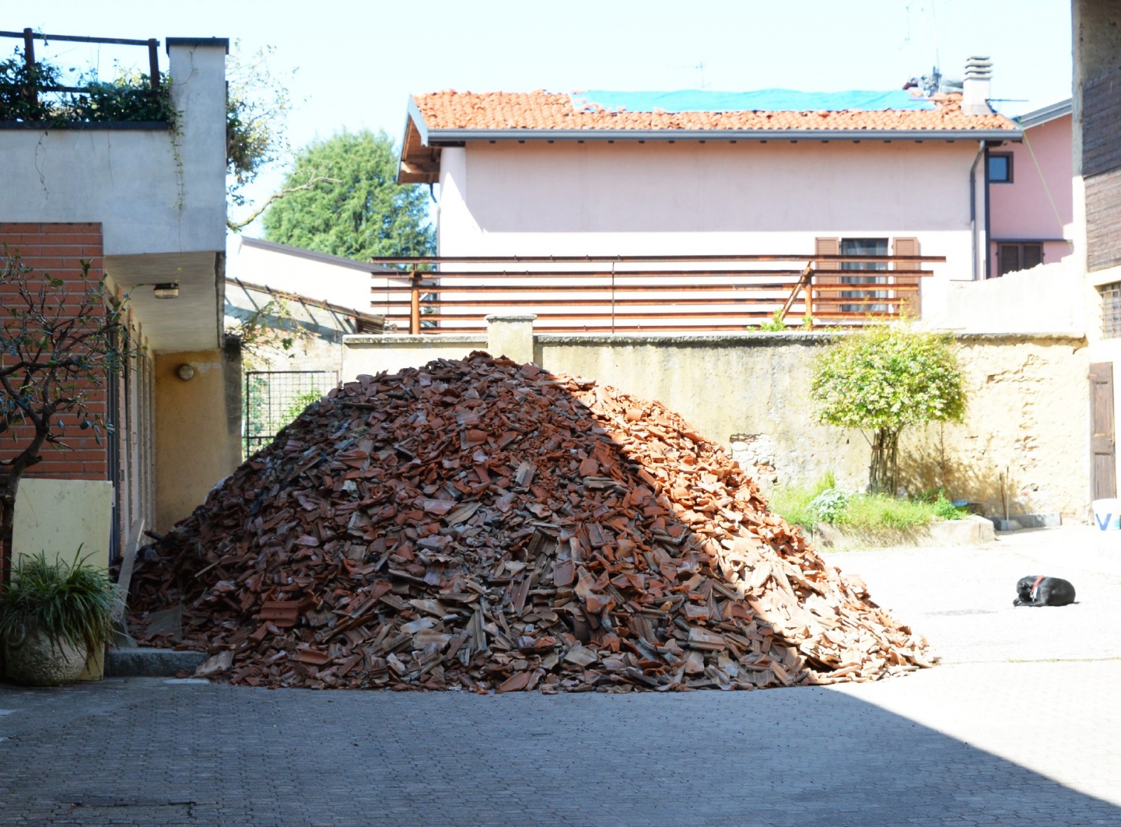 GERENZANO DANNI A TETTI EDIFICI AUTO CAUSATI DAL MALTEMPO GRANDINATA