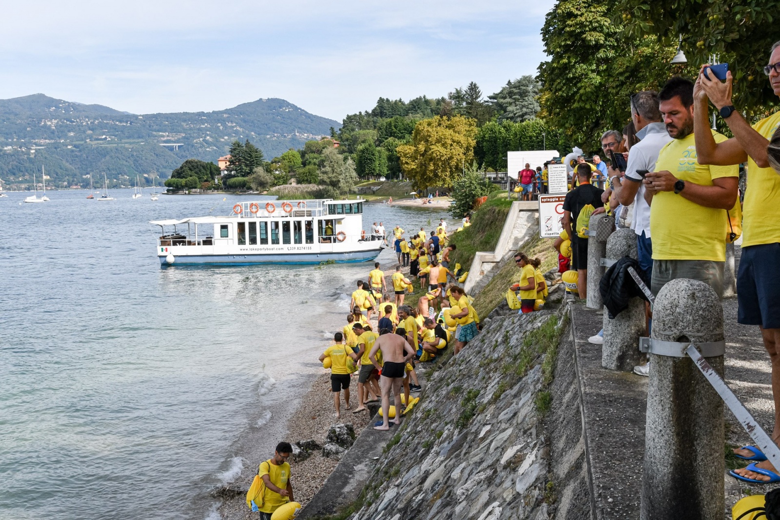 LIDO DI ANGERA NELLA FOTO TRAVERSATA ANGERA-ARONA 2023