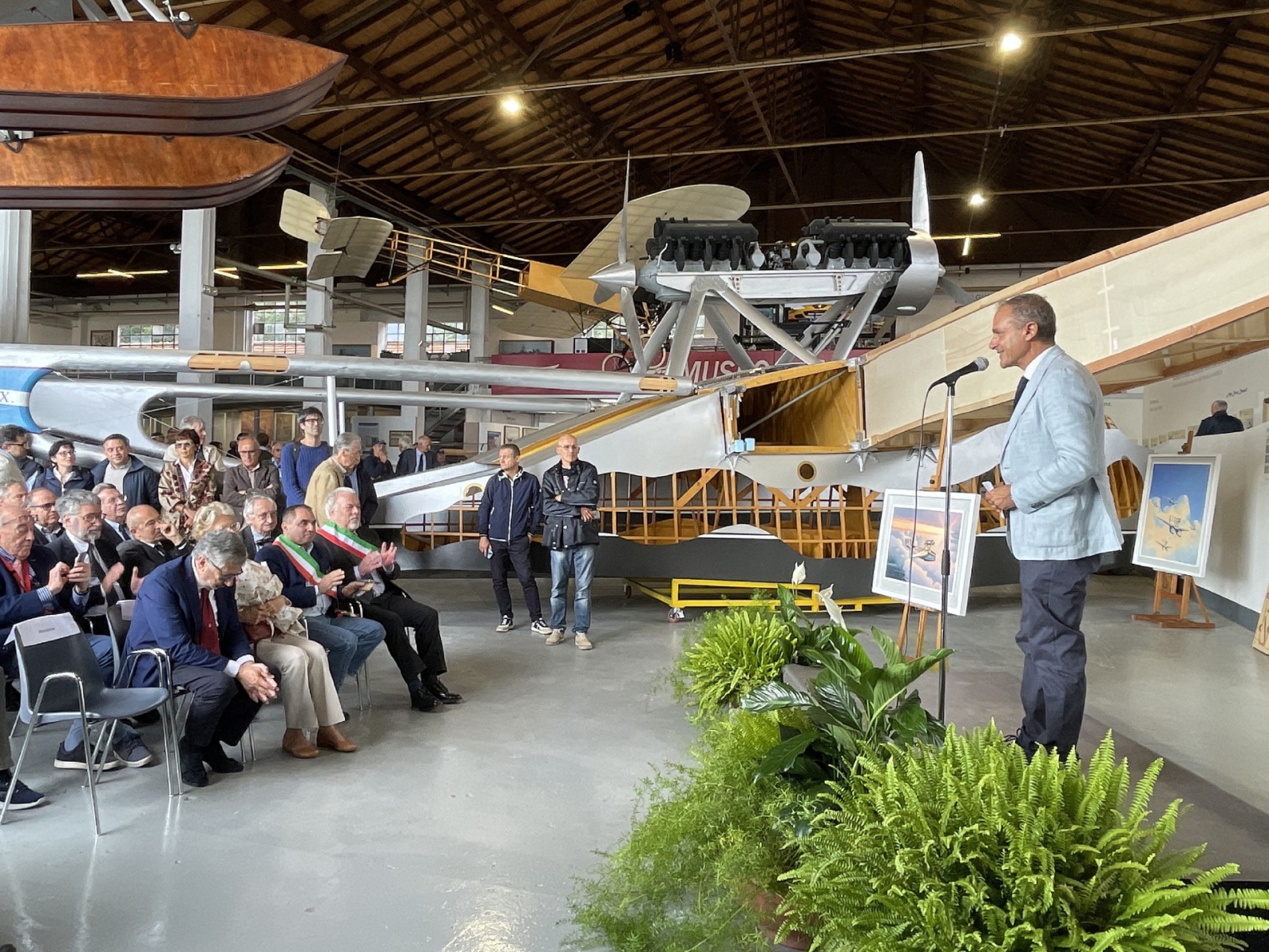 MALPENSA INAUGURAZIONE DELLA RICOSTRUZIONE AEREO S55 SIAI MARCHETTI DI ITALO BALBO A VOLANDIA