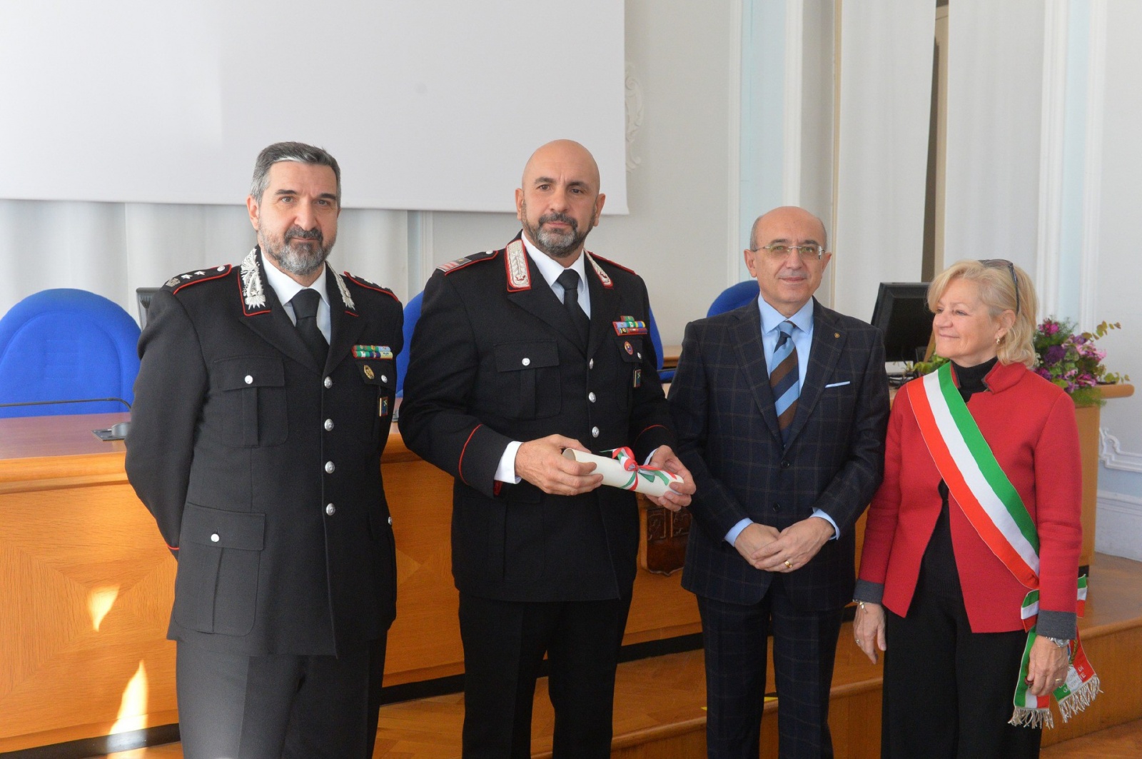 VARESE. ONORIFICENZE REPUBBLICA ITALIANA 2023 A VILLA RECALCATI CON PREFETTO SALVATORE PASQUARIELLO NELLA FOTO CAVALIERE LUOGOTENENTE CARABINIERI MASSIMO BUCCIARELLI