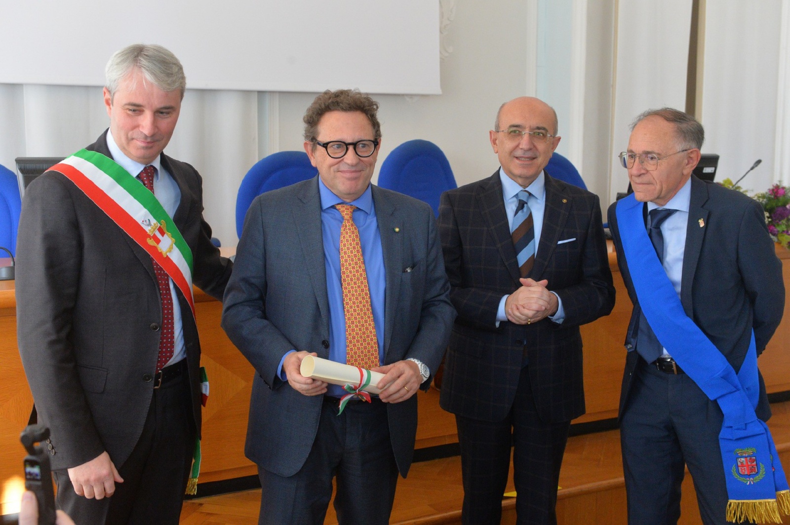 VARESE. ONORIFICENZE REPUBBLICA ITALIANA 2023 A VILLA RECALCATI CON PREFETTO SALVATORE PASQUARIELLO NELLA FOTO COMMENDATORE AVV. FABIO FEDI