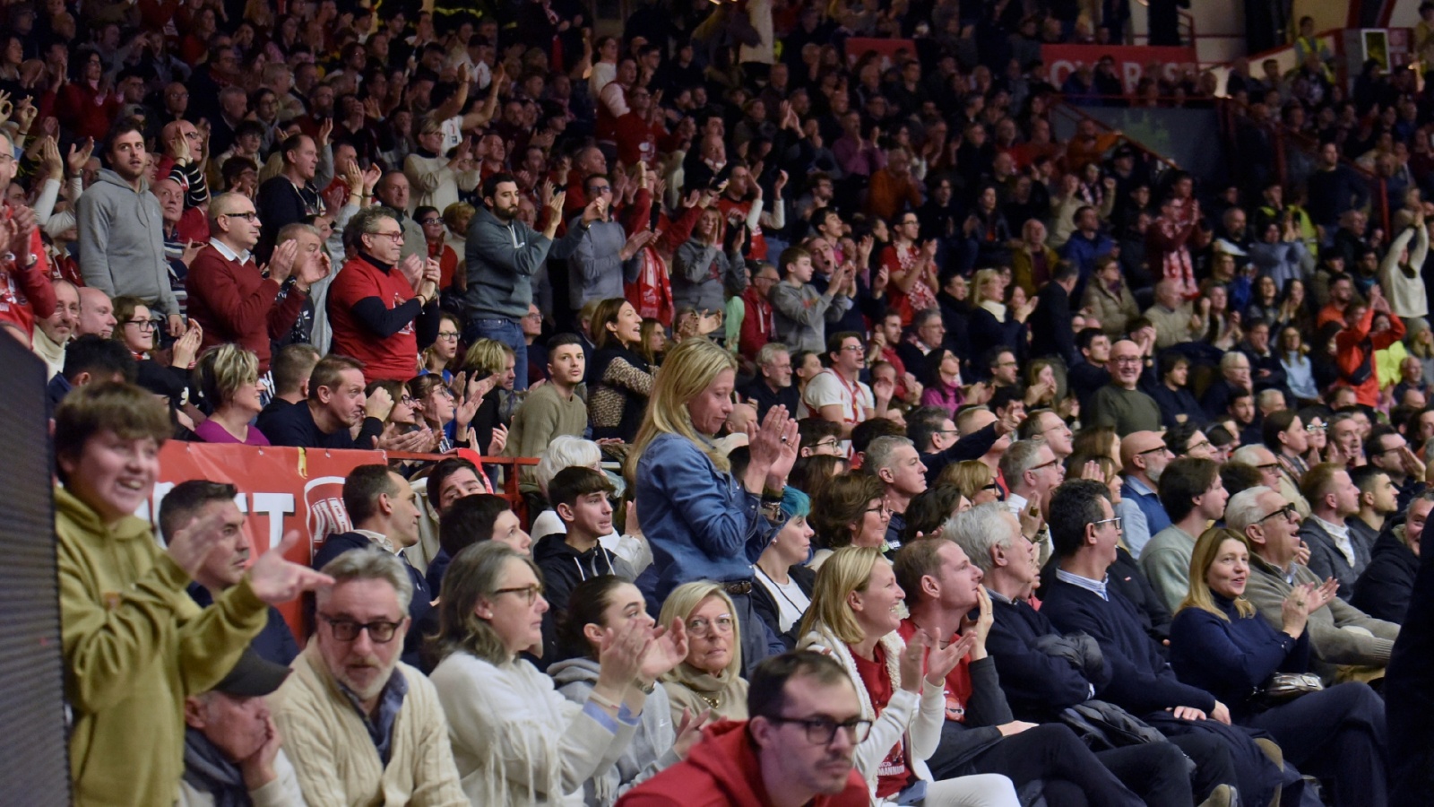 VARESE. BASKET LBA. OPENJOBMETIS VARESE-VIRTUS BOLOGNA NELLA FOTO PUBBLICO TIFOSI