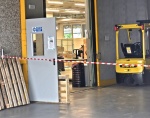 BRUNELLO. FURTO DITTA ELMEC INFORMATICA. SFONDATO IL CANCELLO DOPO AVER BLOCCATO LA STRADA CON VARI MEZZI. NELLA FOTO