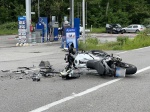 BREBBIA INCIDENTE AUTO MOTO ALTEZZA BENZINAIO Q8 SP69 DECEDUTA RAGAZZI DI 21 ANNI MOTOCICLISTA