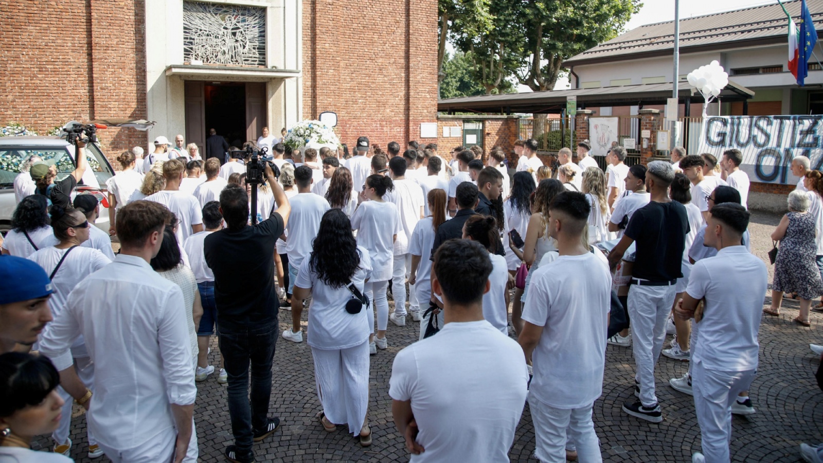 Funerali di Omar Bassi Bollate - 12 agosto 2024 - foto Spf/Ansa
