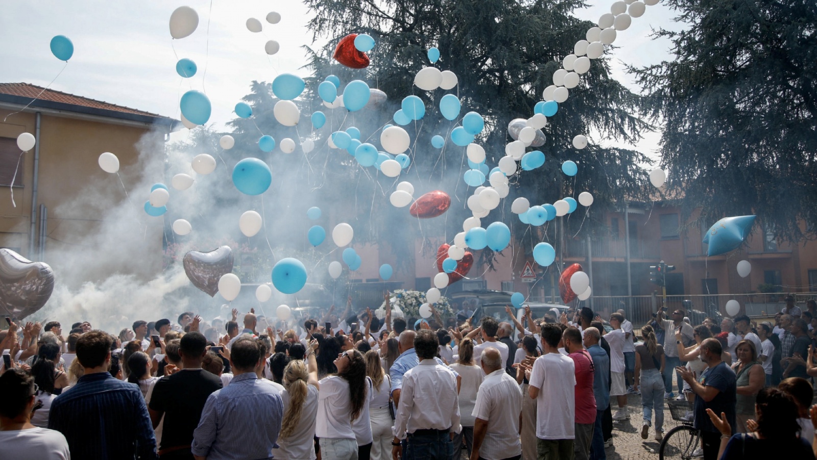 Funerali di Omar Bassi Bollate - 12 agosto 2024 - foto Spf/Ansa