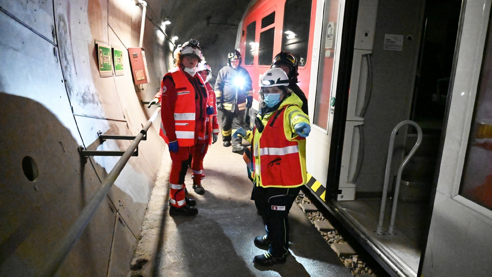 CASTELLANZA ESERCITAZIONE INCIDENTE FERROVIARIO GALLERIA DI CASTELLANZA
