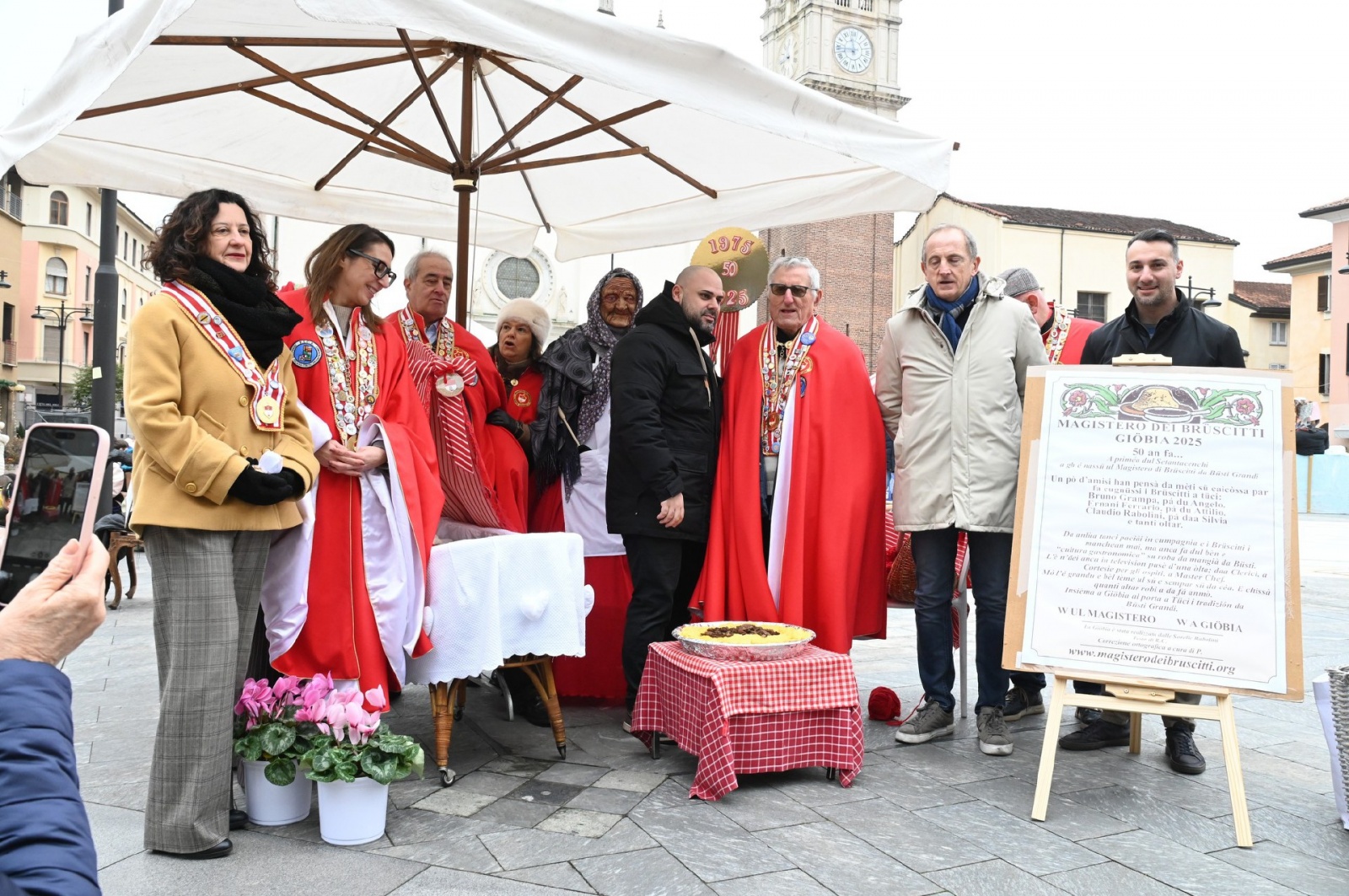 BUSTO ARSIZIO ESPOSIZIONE GIOBIE 2025 IN PIAZZA SANTA MARIA