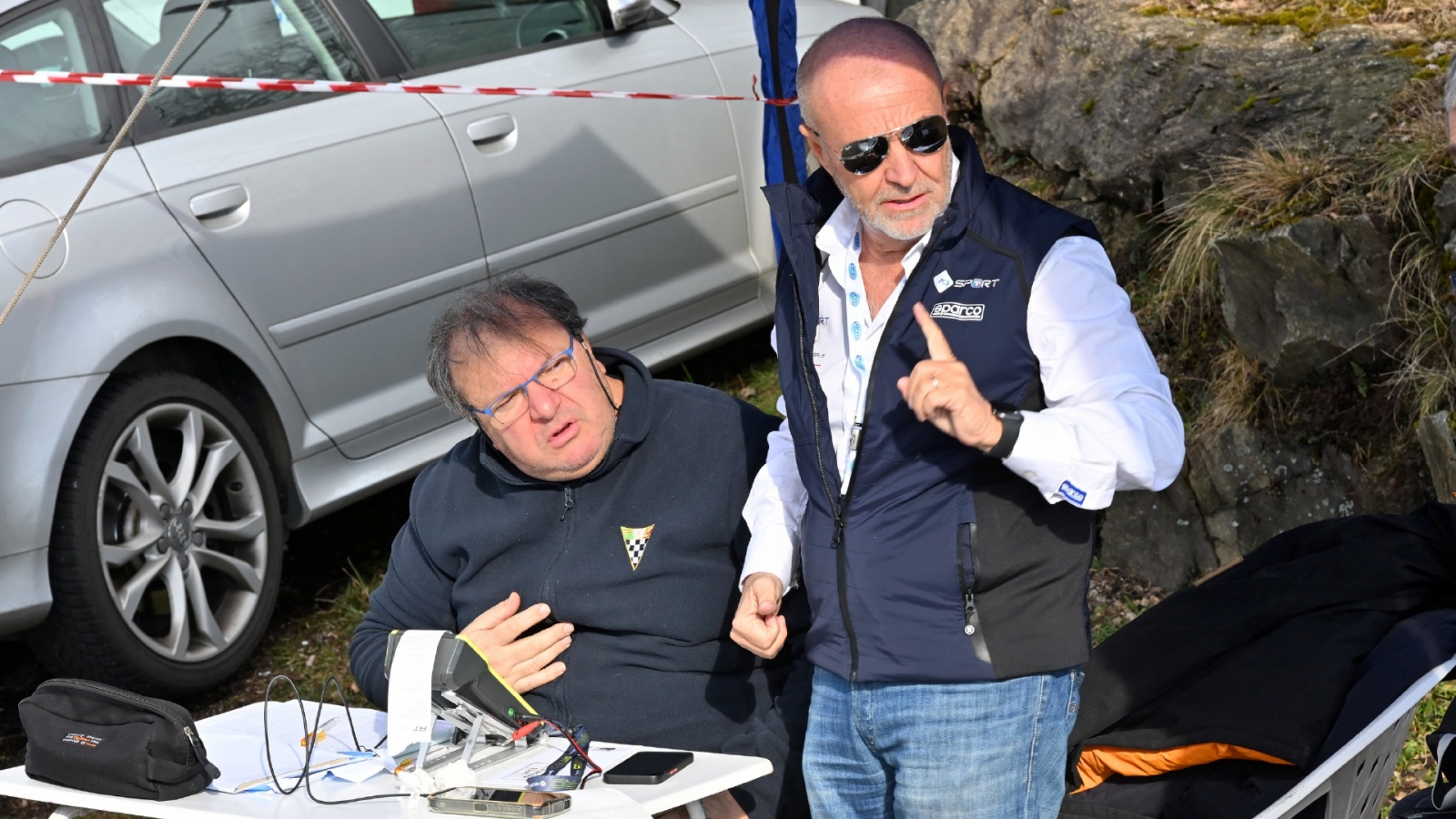 MACCAGNO. 33� RALLY DEI LAGHI. NELLA FOTO GIACOMO OGLIARI, AUTO 0, ALLA PARTENZA PS 1 CAMPAGNANO