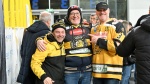 VARESE. HOCKEY IHL. SEMIFINALE CAMPIONATO GARA 2. HCMV VARESE-KALTERN CALDARO EISHOCKEY NELLA FOTO TIFOSI