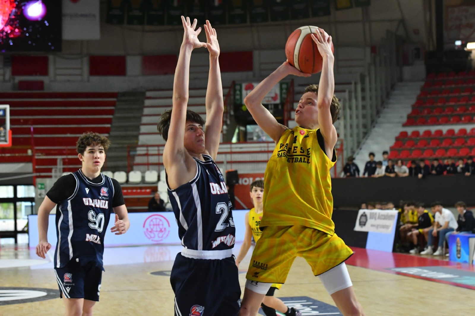 VARESE BASKET TORNEO GARBOSI 2025 FINALI UNDER 14 E PREMIAZIONI - PALAZZETTO ITELYUM ARENA NELLA FOTO FINALE UNDER 14 VARESE BASKETBALL VS. URANIA MILANO