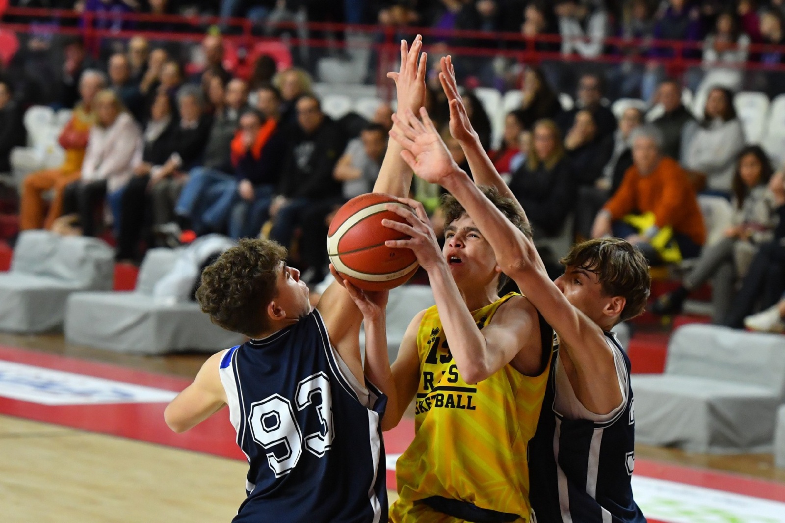 VARESE BASKET TORNEO GARBOSI 2025 FINALI UNDER 14 E PREMIAZIONI - PALAZZETTO ITELYUM ARENA NELLA FOTO FINALE UNDER 14 VARESE BASKETBALL VS. URANIA MILANO