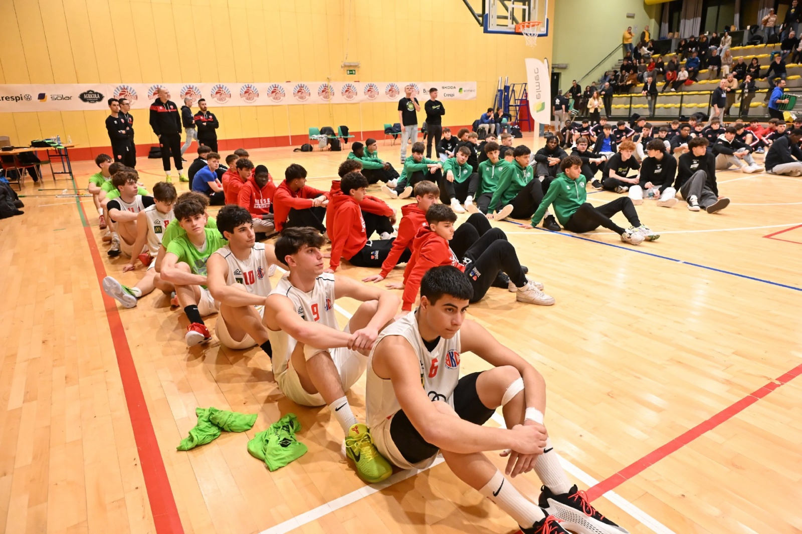 MALNATE. FINALE E PREMIAZIONI TORNEO GIOVANI LEGGENDE 2025 E MEMORIAL SANDRO GALLEANI NELLA FOTO PREMIAZIONI