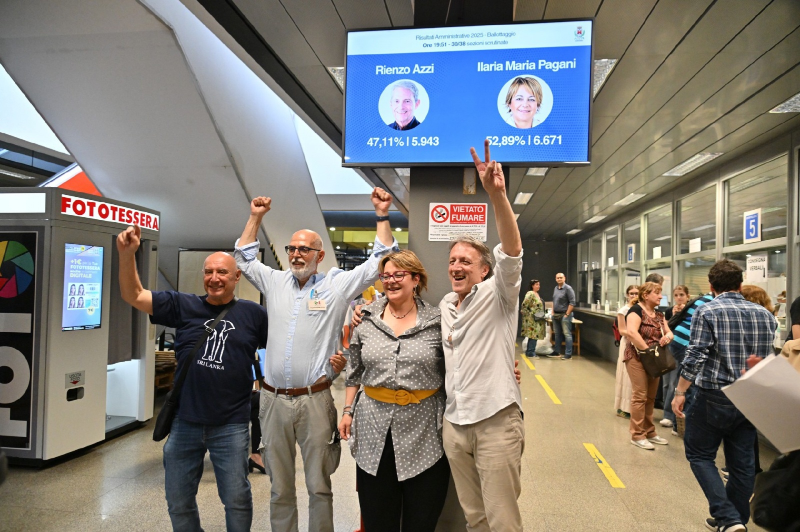 SARONNO BALLOTTAGGIO AZZI PAGANI ELEZIONI 2025 NELLA MUNICIPIO PD ILARIA PAGANI NUOVO SINDACO
