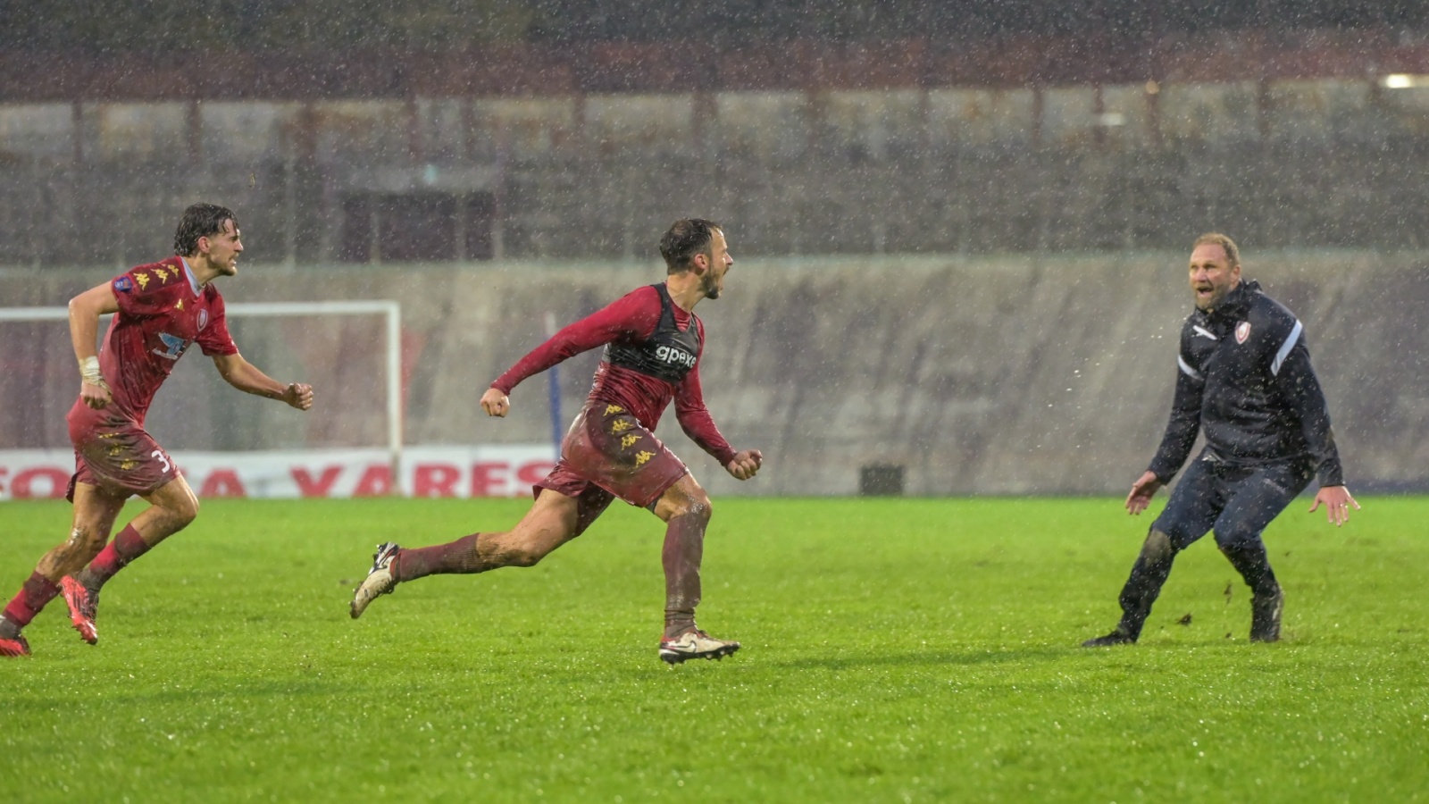 VARESE CALCIO SERIE D VARESE FOOTBALL CLUB VS. SANREMESE NELLA FOTO ESULTANZA VARESE CICERI - TENTONI