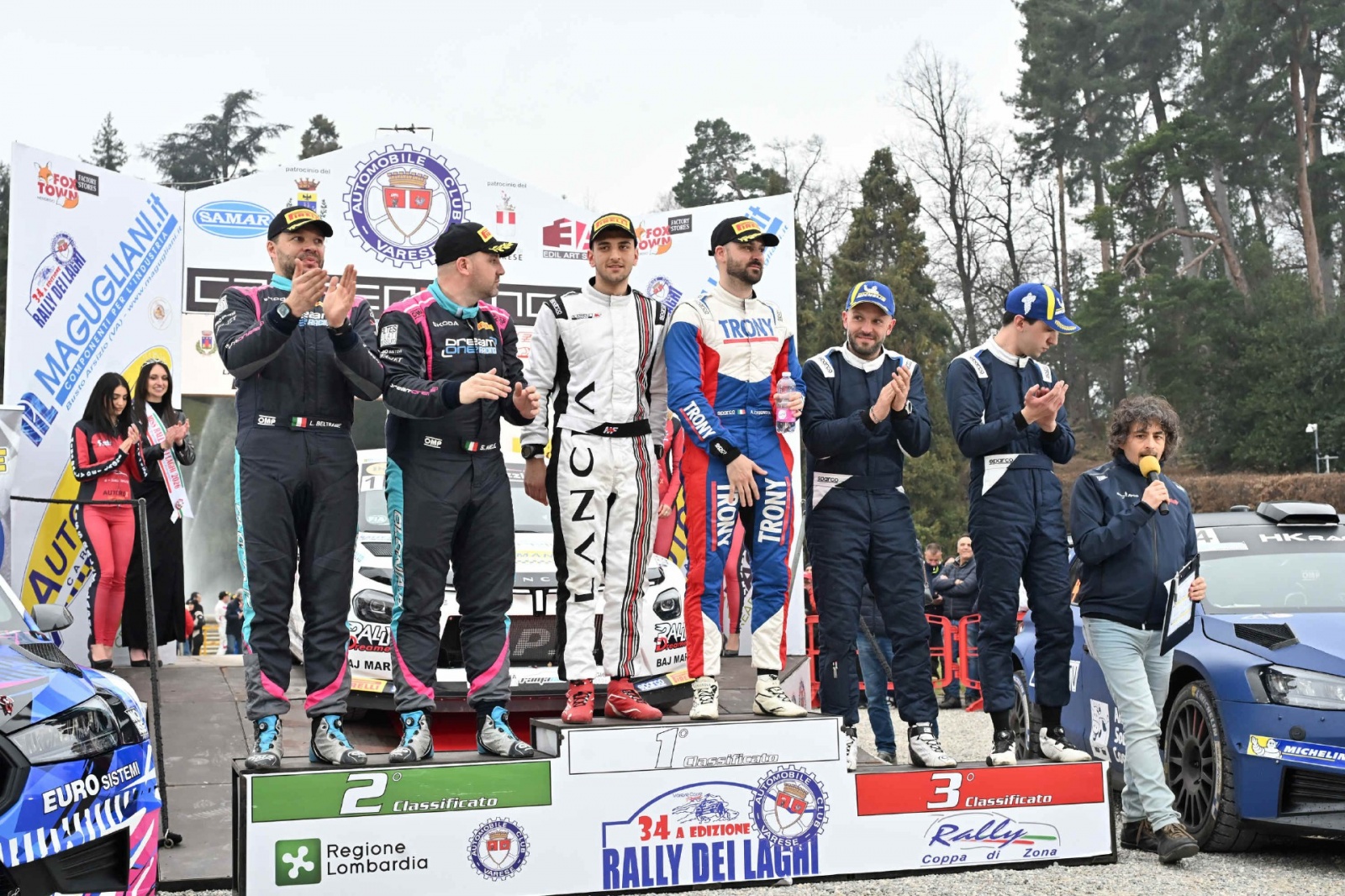 VARESE. 34� RALLY DEI LAGHI. ARRIVI E PREMIAZIONI AI GIARDINI ESTENSI NELLA FOTO PODIO