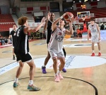 VARESE. BASKET. FINALE E PREMIAZIONI TORNEO GIOVANI LEGGENDE MEMORIAL SANDRO GALLEANI NELLA FOTO FINALE U14 TEAM OHIO-OLIMPIA MILANO
