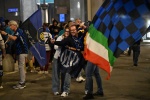 VARESE. FESTEGGIAMENTI TIFOSI INTER IN PIAZZA MONTE GRAPPA