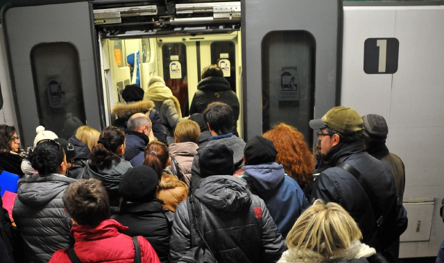 Caos treni: guasto tra Busto Arsizio e Legnano