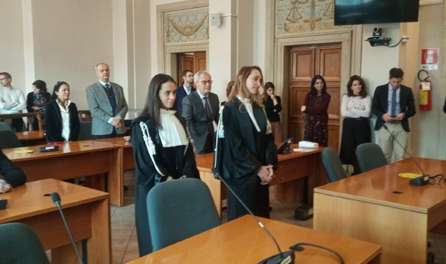 Il giuramento di Maria Claudia Contini e Chiara Pannone in tribunale a Varese