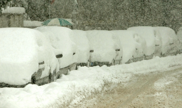 La nevicata record dl 2006 (foto Archivio Blitz)