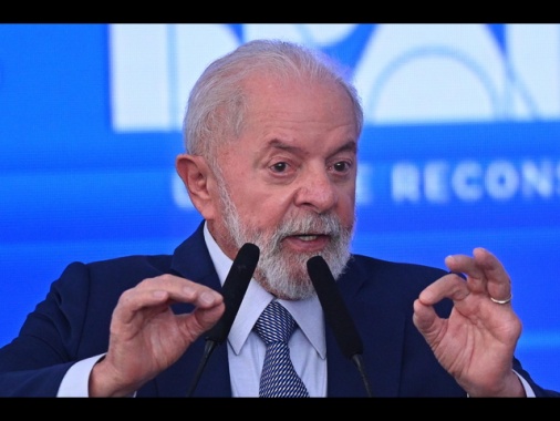 Caso 007 paralleli, Lula silura il numero due dell'intelligence